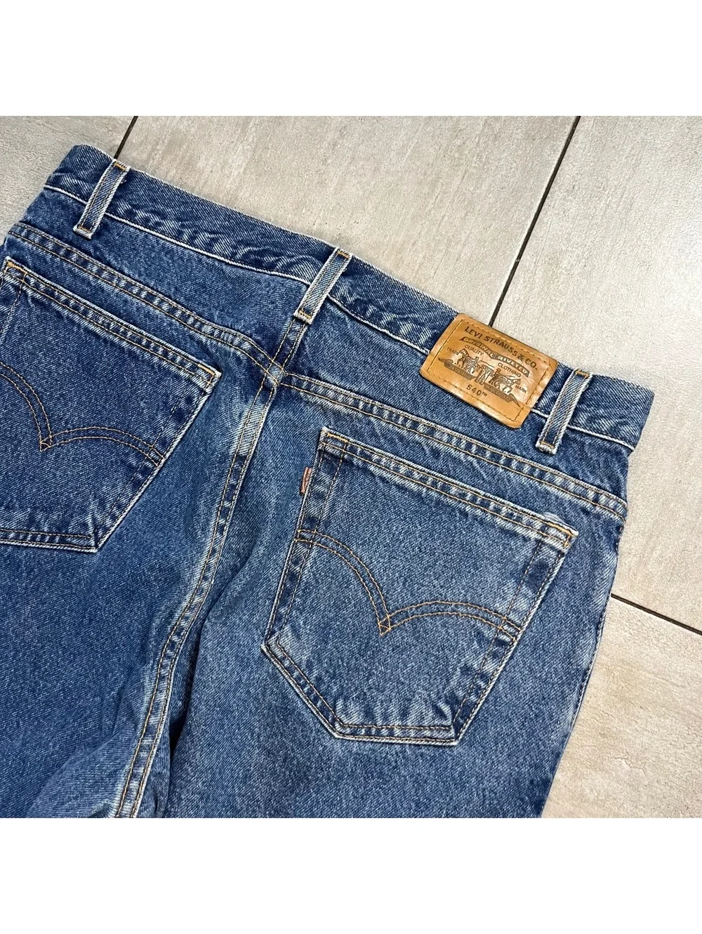 Vintage Levi's Relaxed Fit Denim Jeans Waist 34